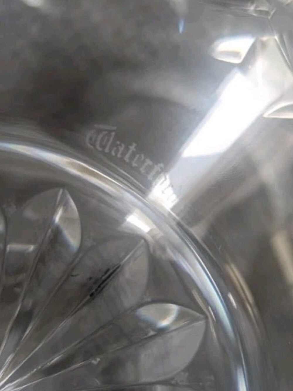 Waterford Crystal Rose Bowl in "Lismore" Cut, 5 1/4" x 5", Etched/Signed & EUC - Picture 5 of 7